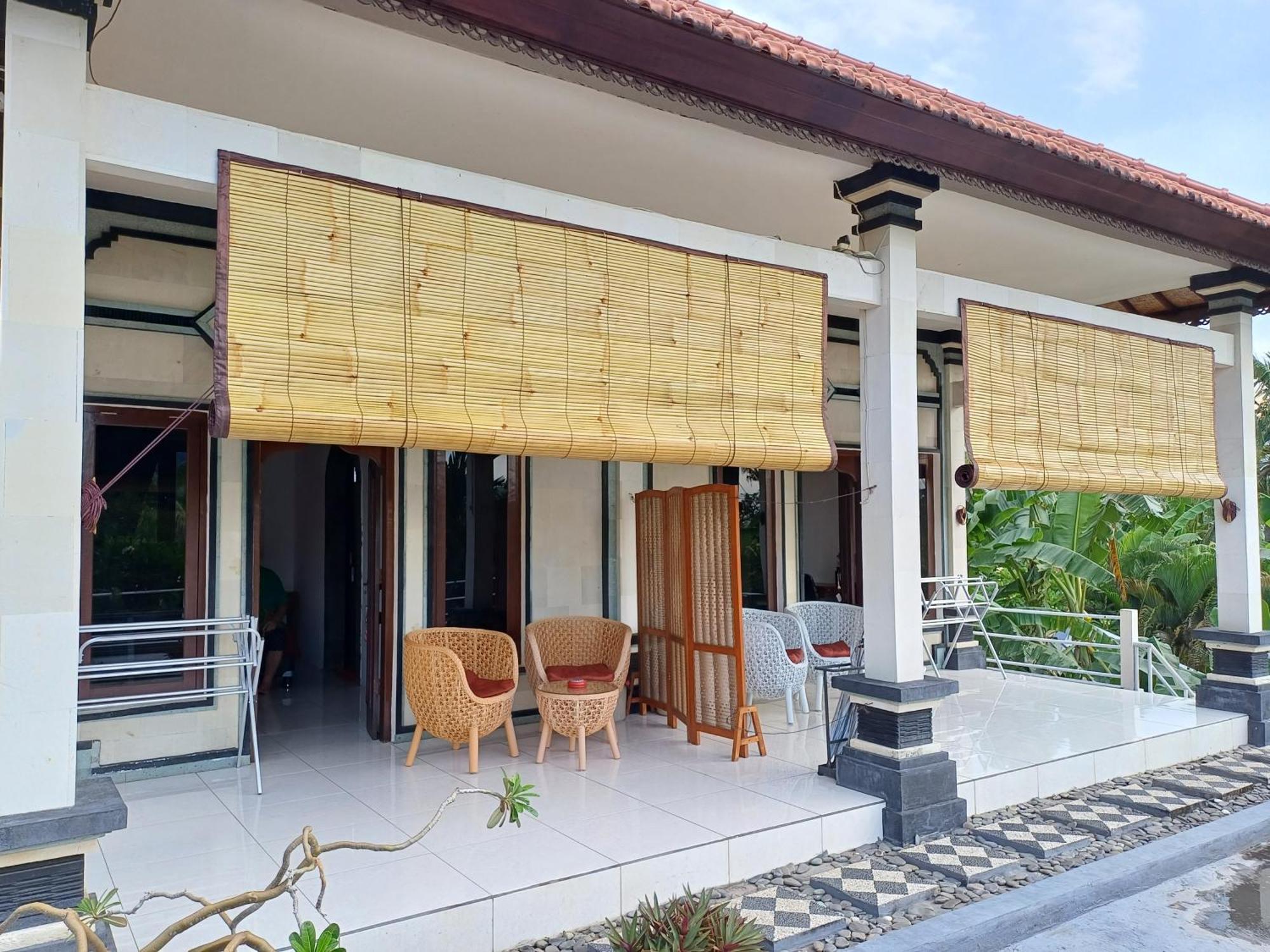 Balinda Rooms & Villa Lovina Quarto foto